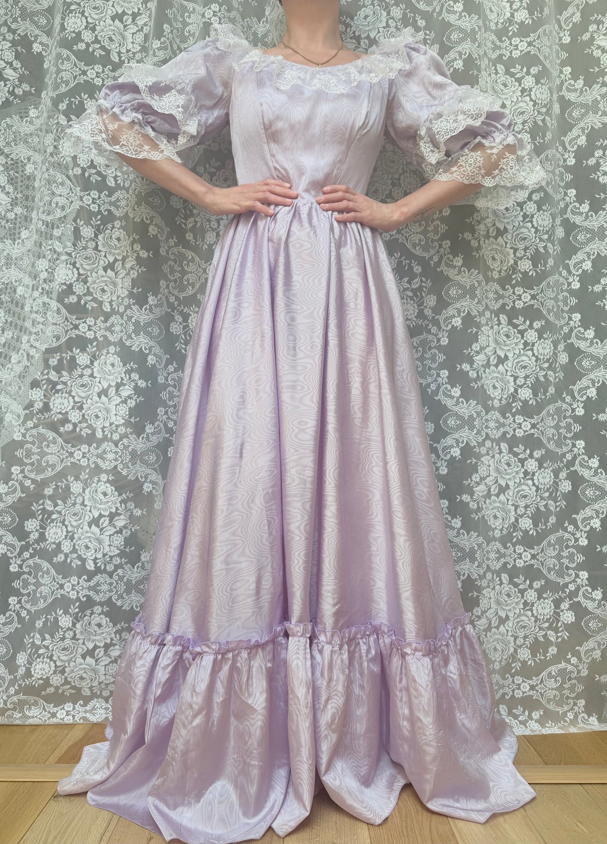 Vintage 1970s Lilac Lace Ruffle Sleeve Prairie Dress | Beauty and the Beast Ballgown