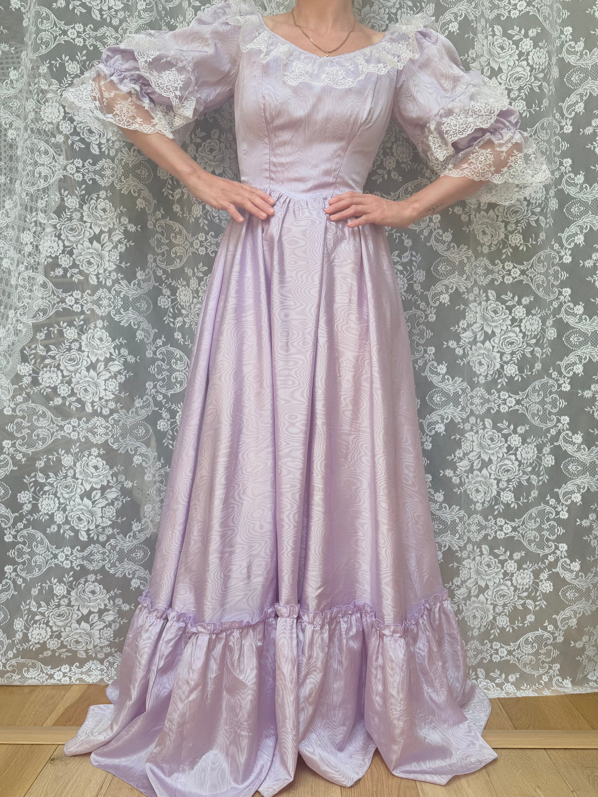 Vintage 1970s Lilac Lace Ruffle Sleeve Prairie Dress | Beauty and the Beast Ballgown