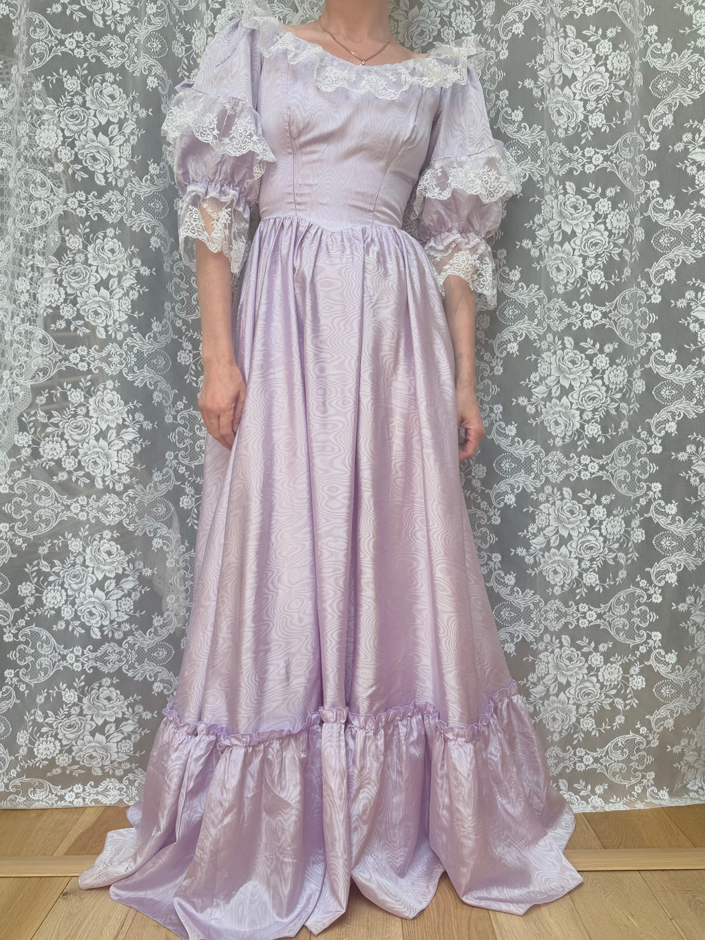 Vintage 1970s Lilac Lace Ruffle Sleeve Prairie Dress | Beauty and the Beast Ballgown