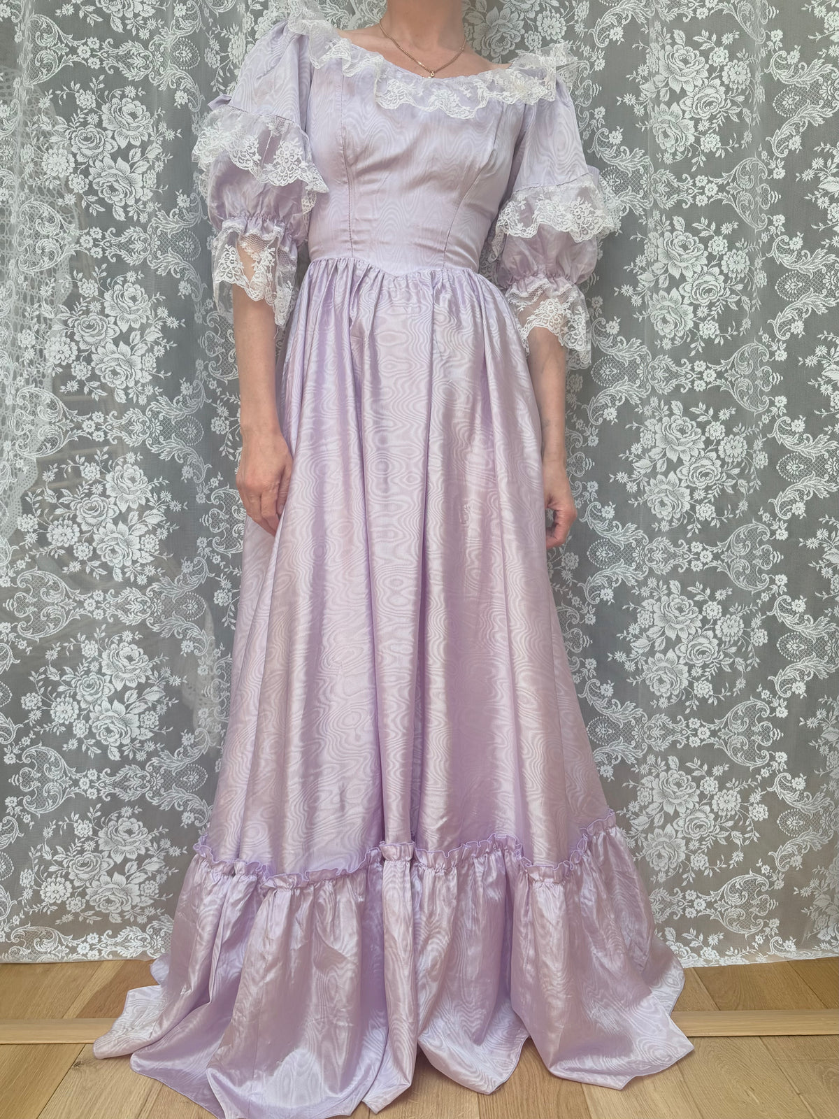 Vintage 1970s Lilac Lace Ruffle Sleeve Prairie Dress | Beauty and the Beast Ballgown