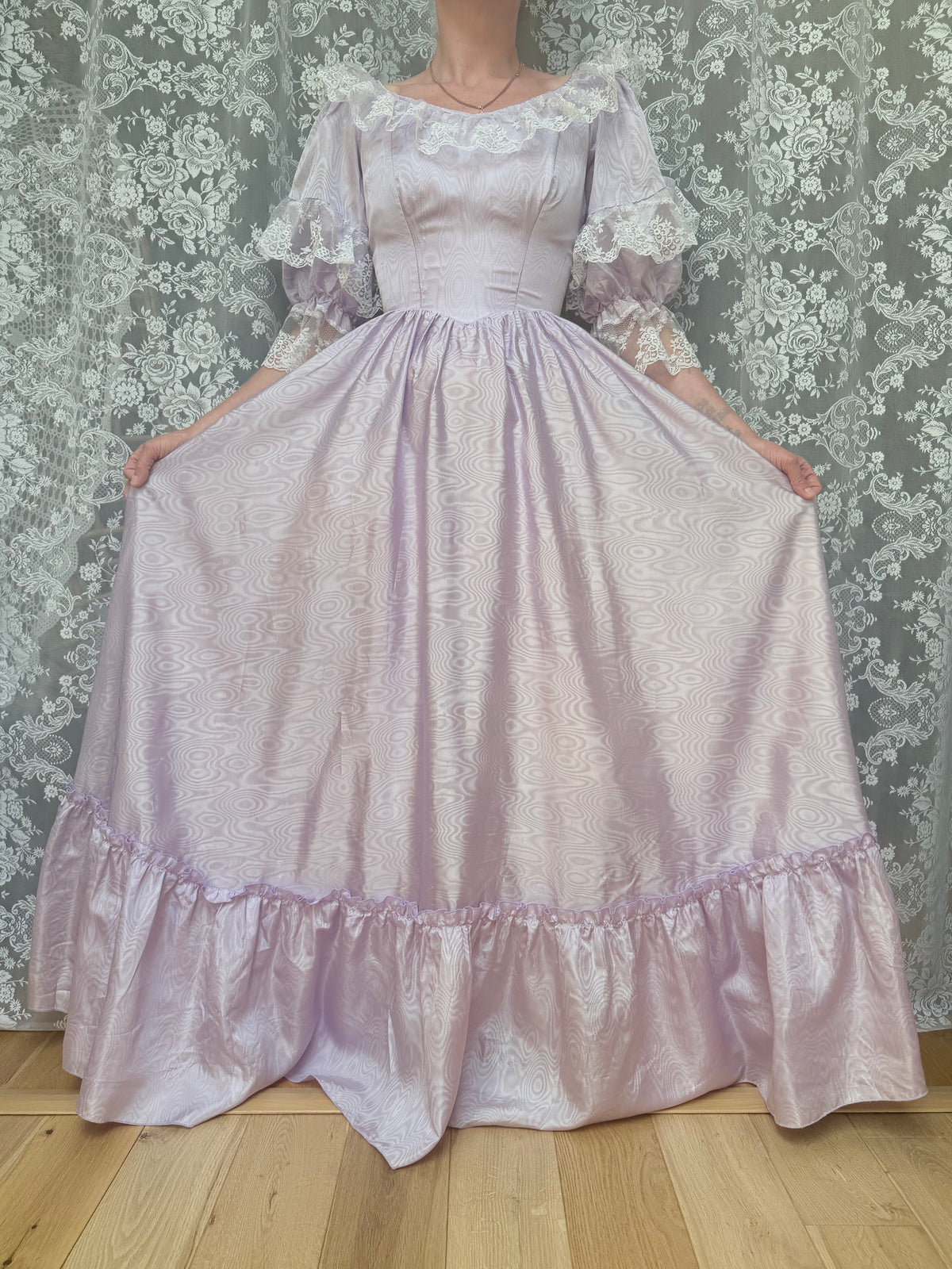 Vintage 1970s Lilac Lace Ruffle Sleeve Prairie Dress | Beauty and the Beast Ballgown