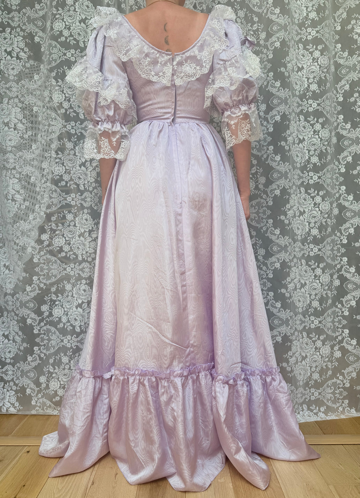 Vintage 1970s Lilac Lace Ruffle Sleeve Prairie Dress | Beauty and the Beast Ballgown