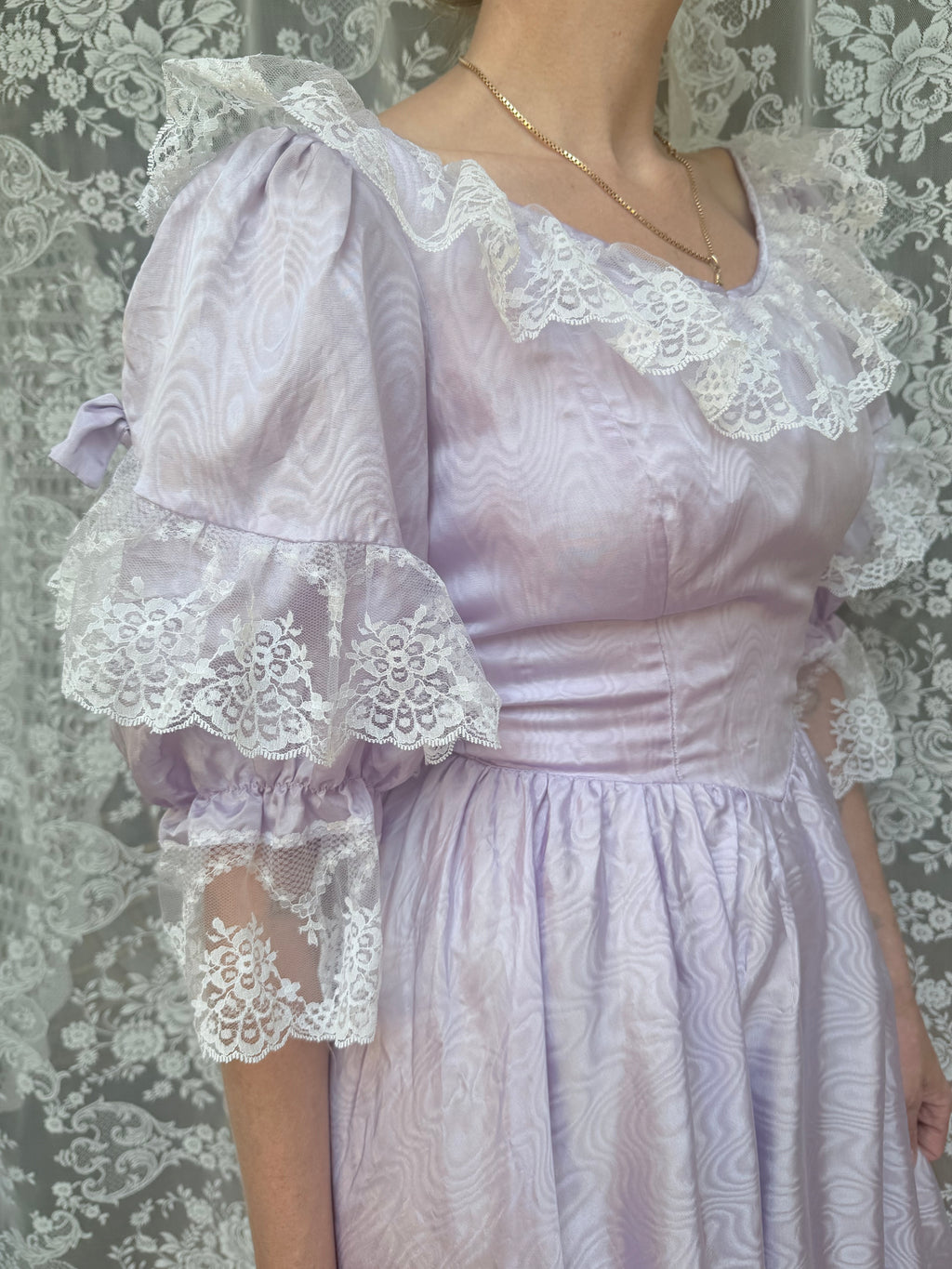 Vintage 1970s Lilac Lace Ruffle Sleeve Prairie Dress | Beauty and the Beast Ballgown