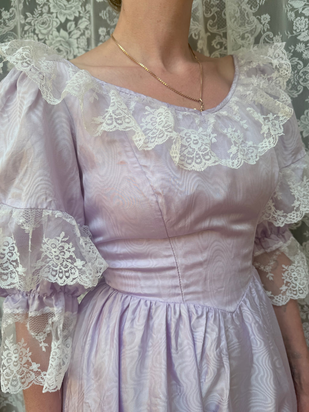 Vintage 1970s Lilac Lace Ruffle Sleeve Prairie Dress | Beauty and the Beast Ballgown