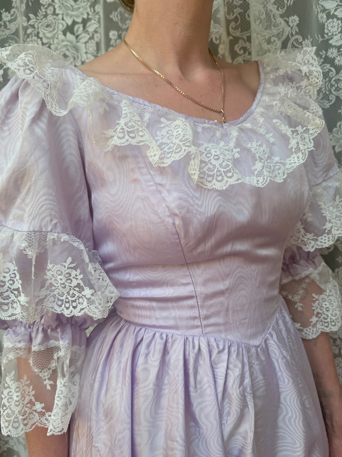 Vintage 1970s Lilac Lace Ruffle Sleeve Prairie Dress | Beauty and the Beast Ballgown