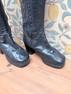 Authentic 1960s/70s Classic Black Genuine Leather Go-Go Boots