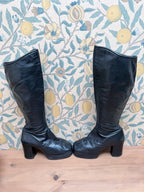 Authentic 1960s/70s Classic Black Genuine Leather Go-Go Boots
