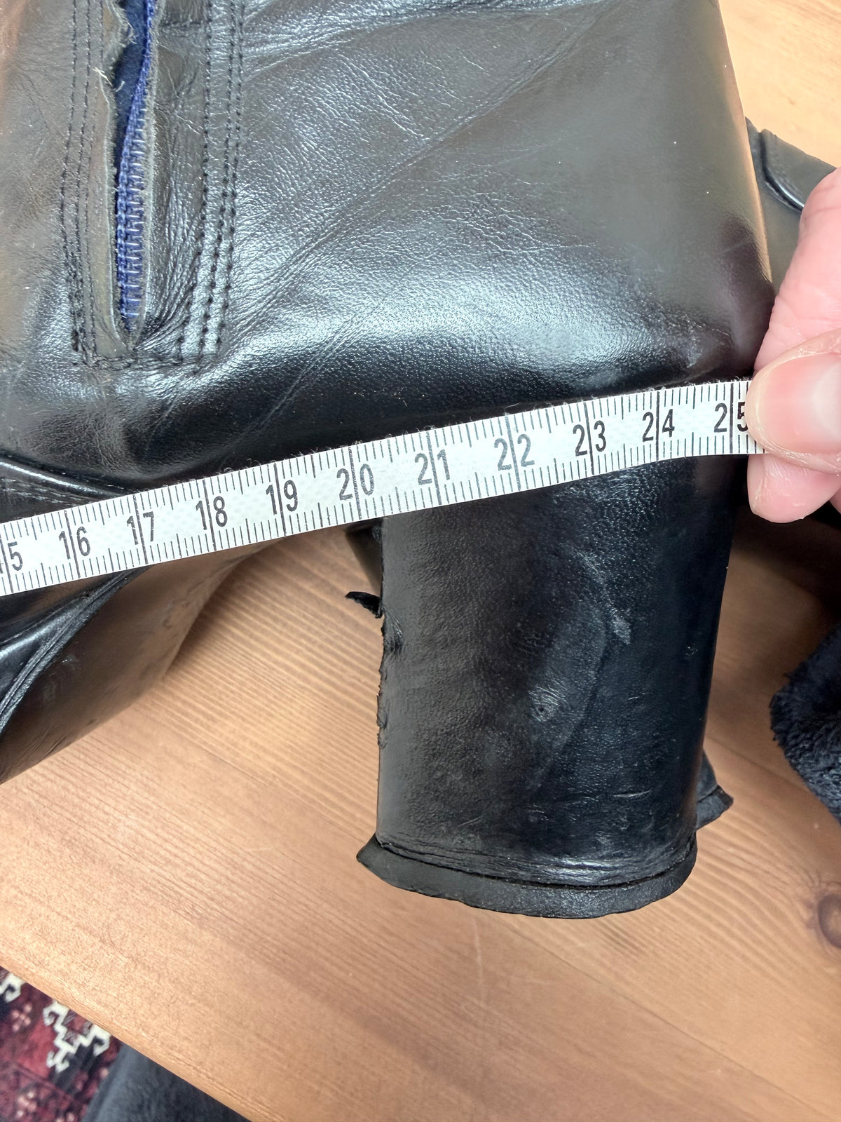 Authentic 1960s/70s Classic Black Genuine Leather Go-Go Boots