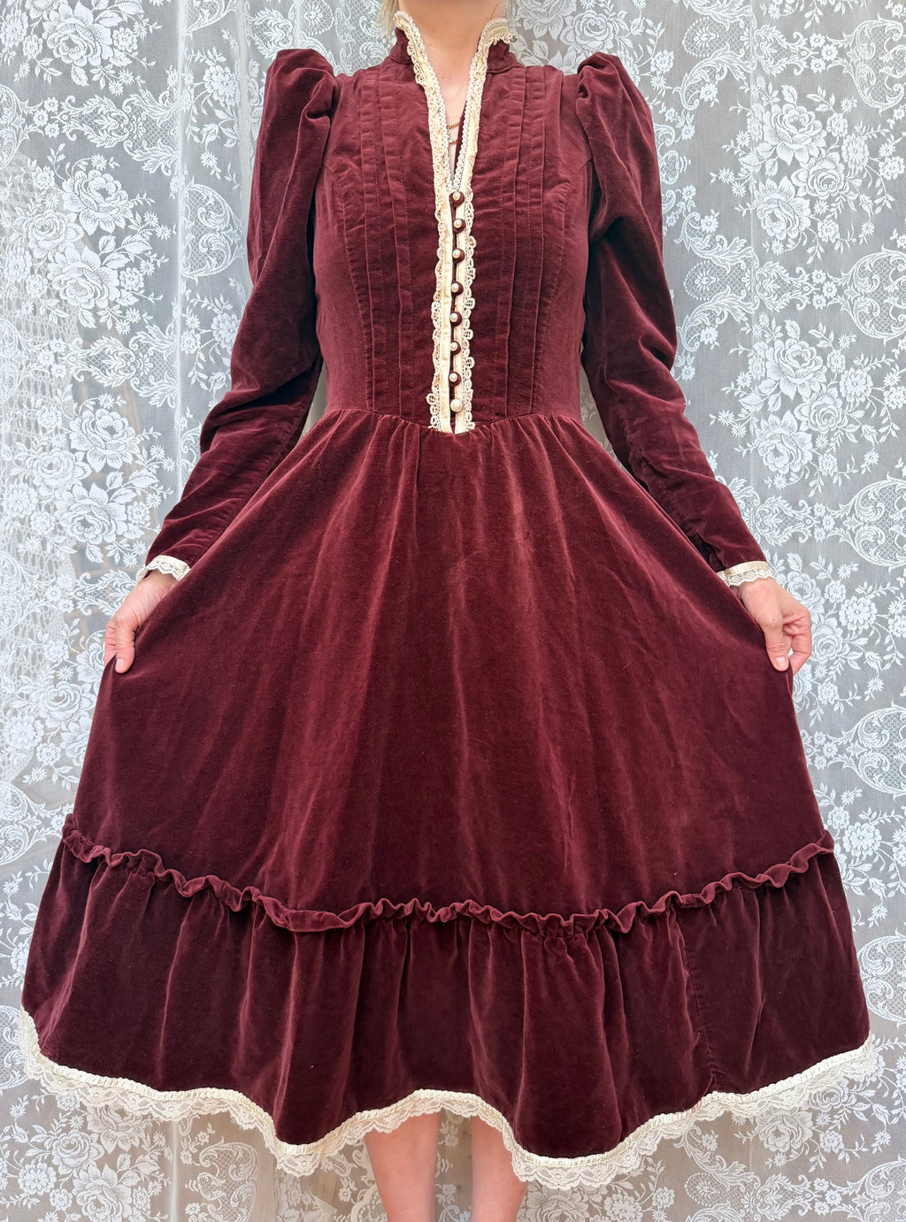 Vintage 1970s Gunne Sax Burgundy Velvet Prairie Dress