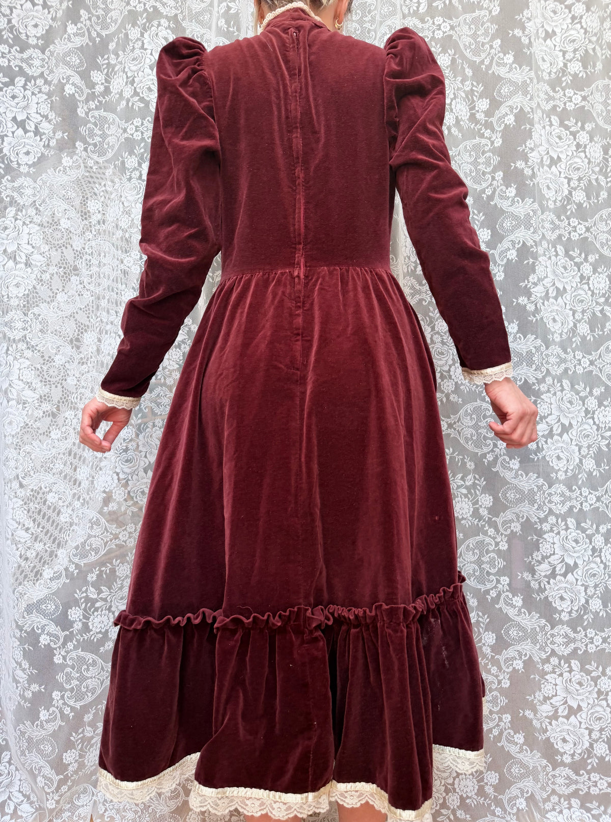 Vintage 1970s Gunne Sax Burgundy Velvet Prairie Dress
