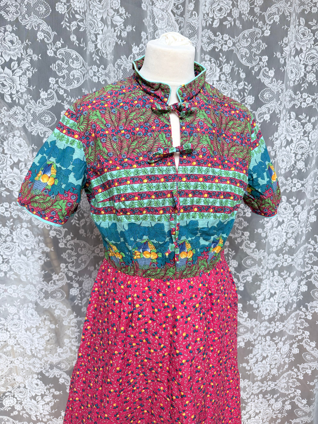 Vintage 1970s Chateau D’Este Fruit Print Cotton Dress
