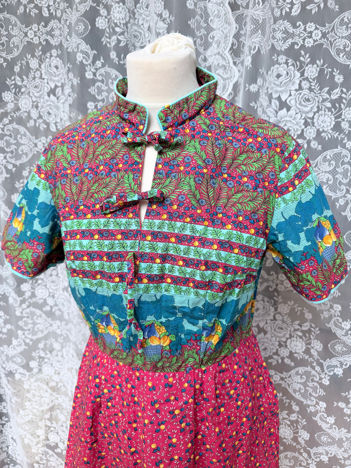 Vintage 1970s Chateau D’Este Fruit Print Cotton Dress