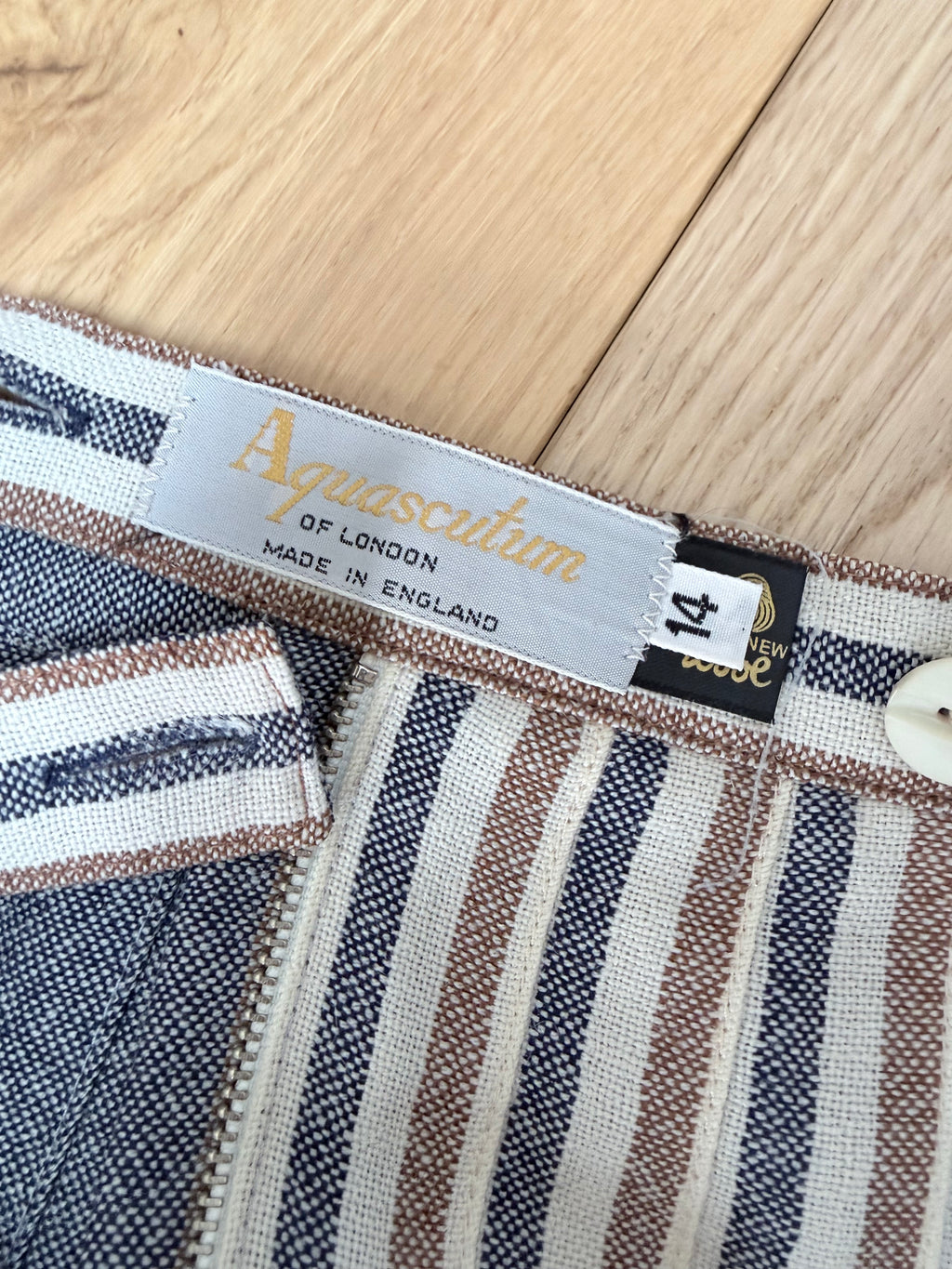 Vintage Aquascutum Luxury Wool Pleated Check Skirt