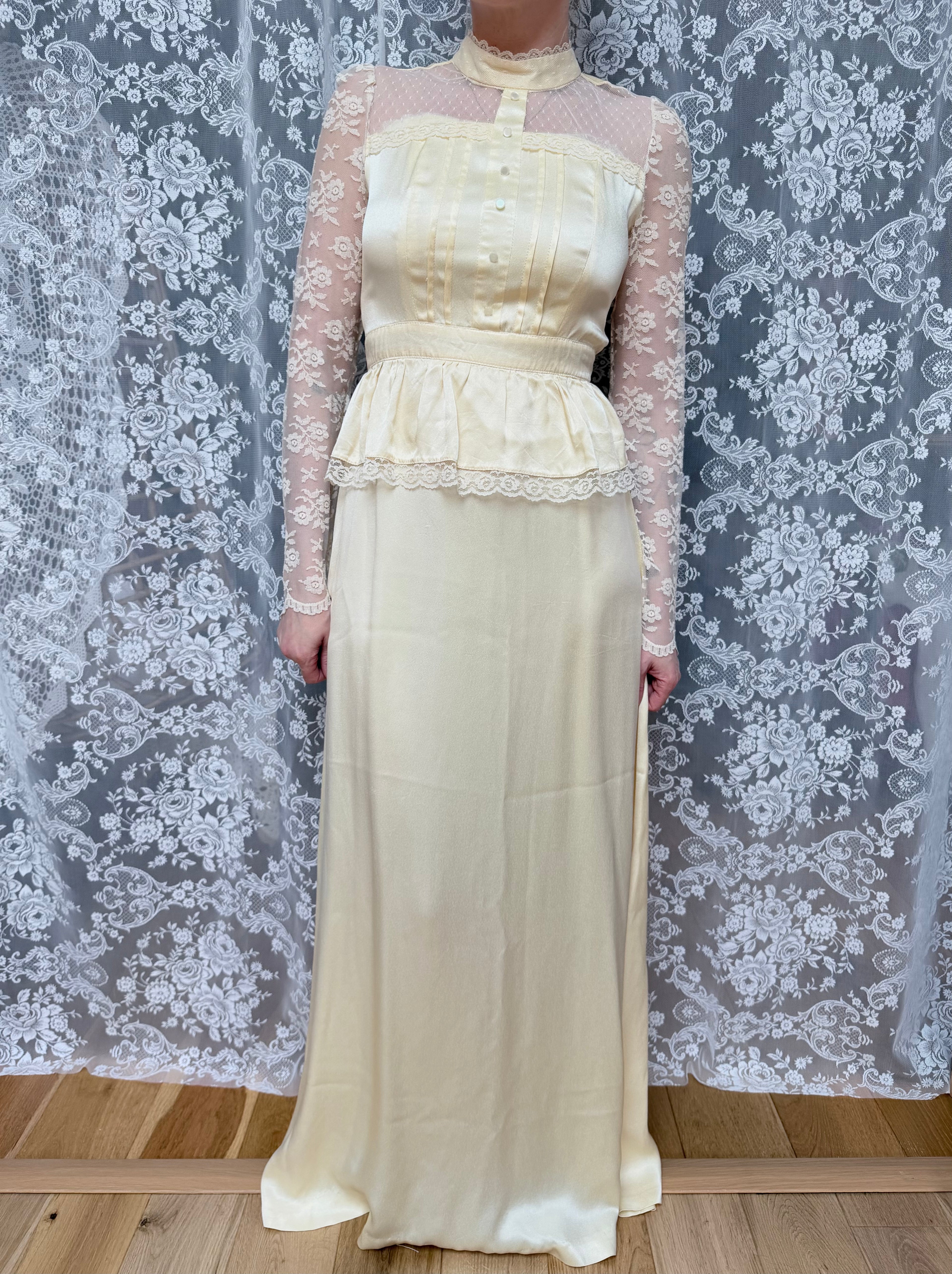 Vintage 1970s Candi Jones Bridal Peplum Dress