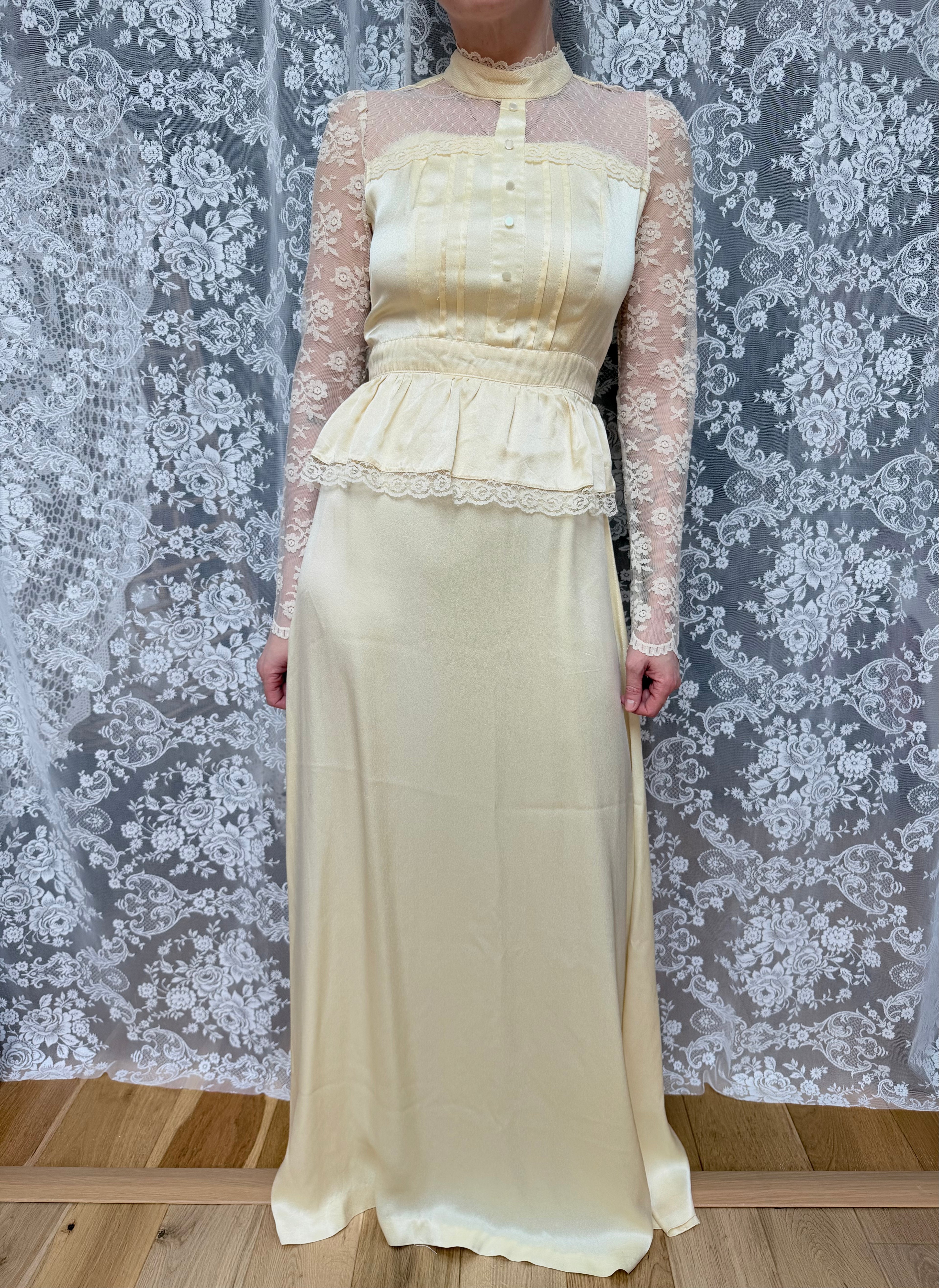 Vintage 1970s Candi Jones Bridal Peplum Dress