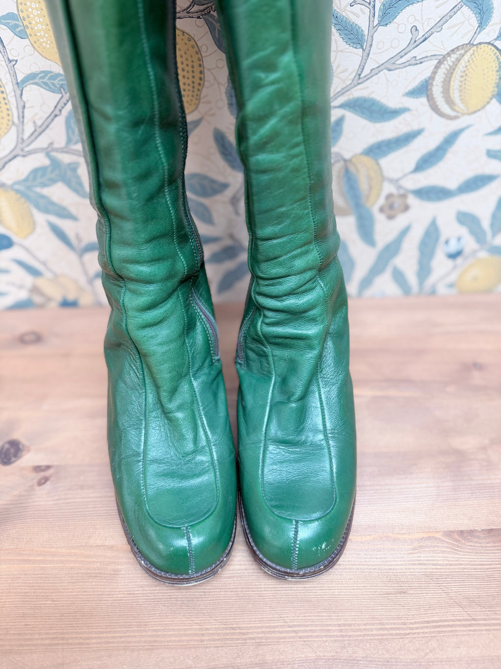 1960s/1970s Vintage Green Leather Gogo Boots